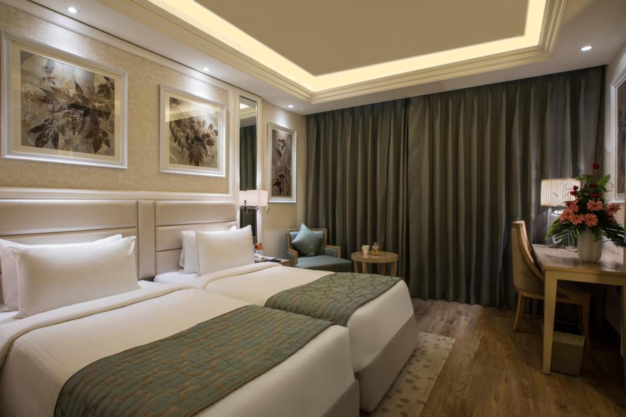 Singhania Sarovar Portico Raipur  Ngoại thất bức ảnh