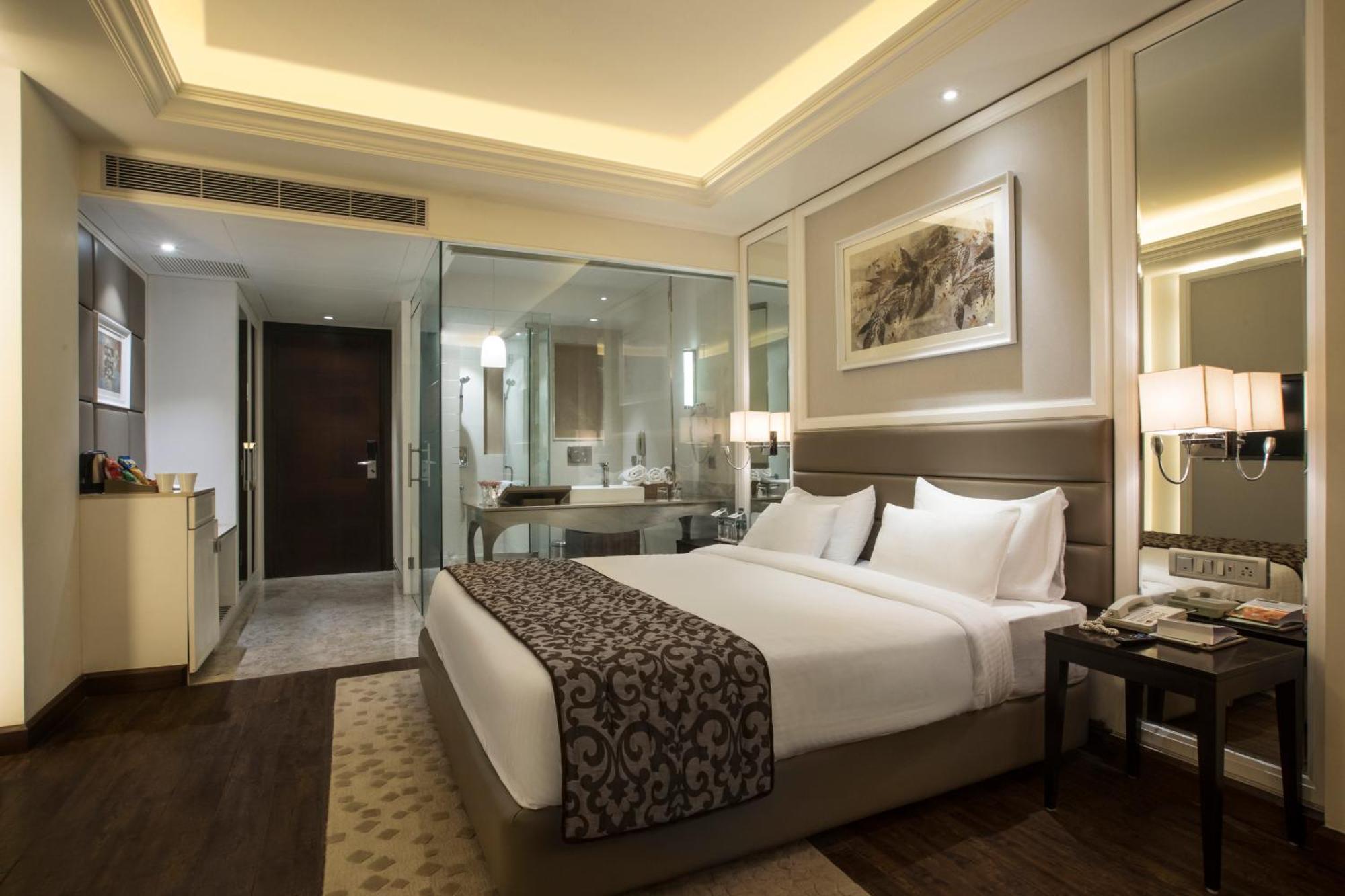 Singhania Sarovar Portico Raipur  Ngoại thất bức ảnh