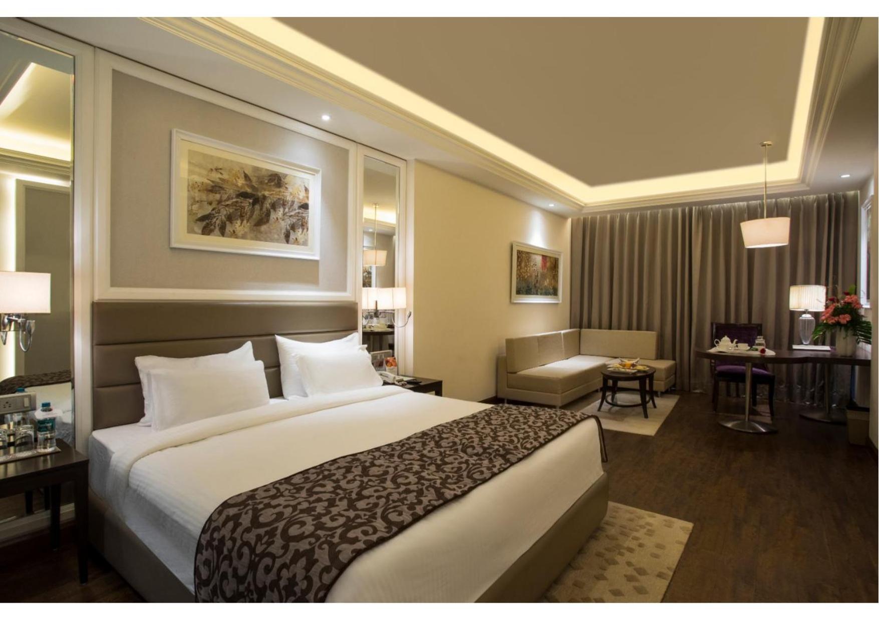 Singhania Sarovar Portico Raipur  Ngoại thất bức ảnh