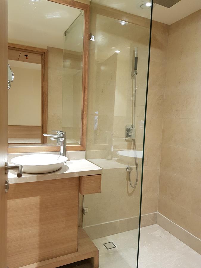 Singhania Sarovar Portico Raipur  Ngoại thất bức ảnh
