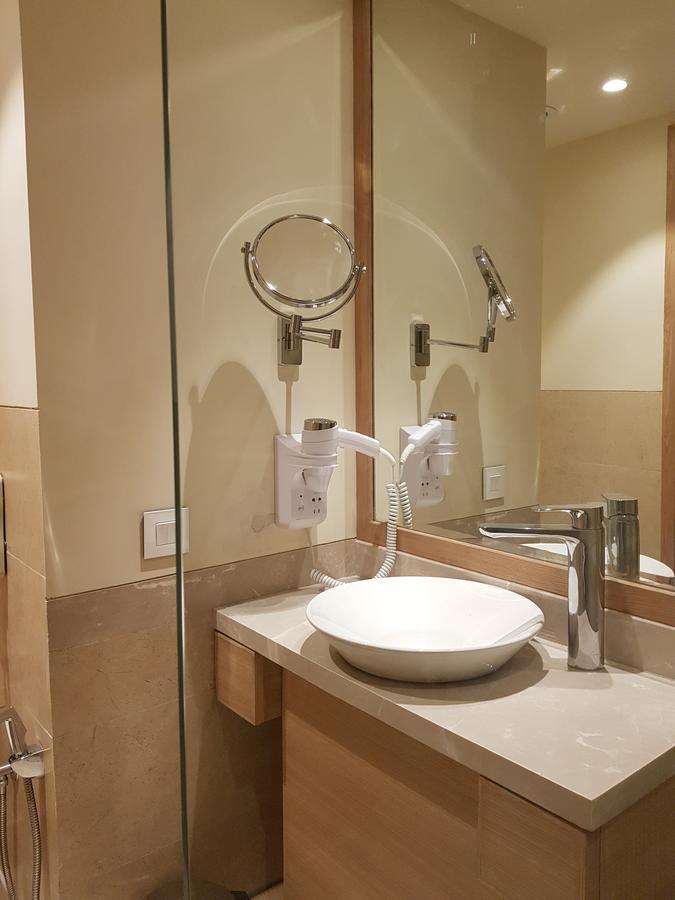 Singhania Sarovar Portico Raipur  Ngoại thất bức ảnh