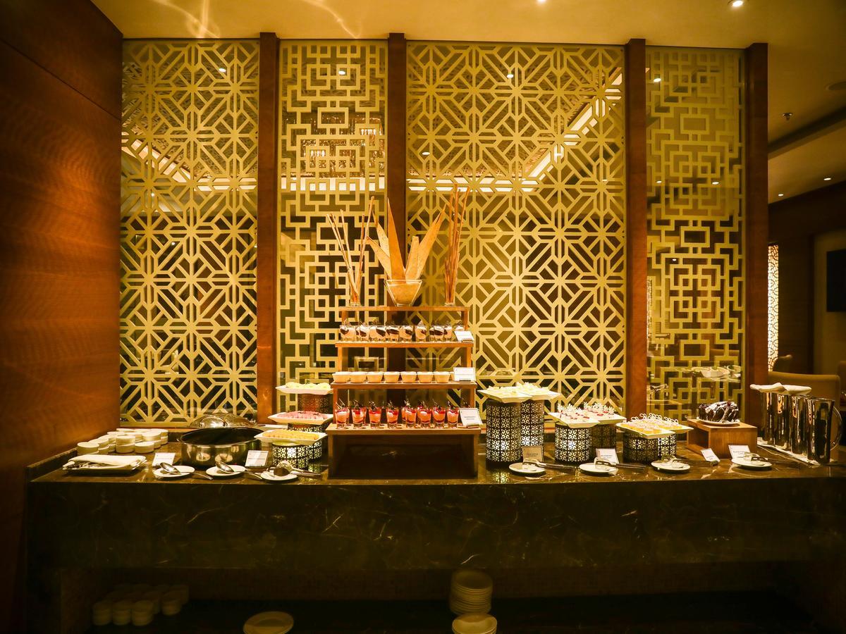 Singhania Sarovar Portico Raipur  Ngoại thất bức ảnh